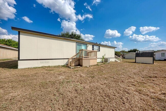 Building Photo - 187 Horseshoe Bend Rd