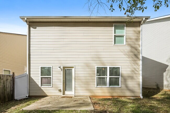 Building Photo - 466 Hill Crest Cir