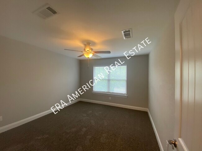 Building Photo - 8461 Laredo St