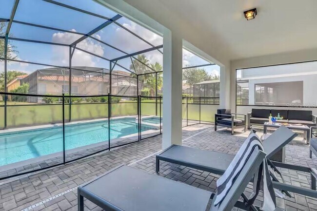 Building Photo - 7267 Oakmoss Loop