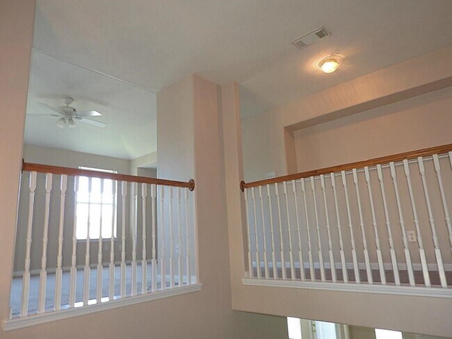 Building Photo - 15127 Brookwood Bridge Ln