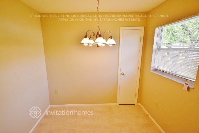 Building Photo - 1419 Marigold Dr