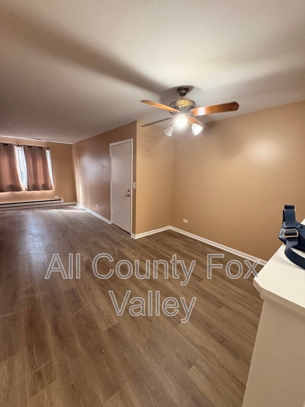 Building Photo - 174 S Waters Edge Dr