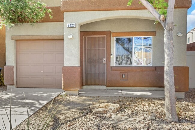 Building Photo - Updated Two-Story 3 bed/2.5 bath Home with Open Kitchen, Attached 1 Car Garage & Modern Flooring ...