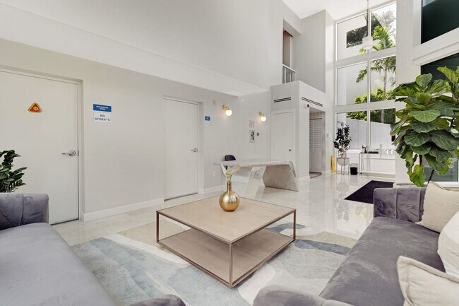 Building Photo - 7939 East Dr