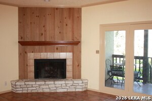 Building Photo - 421 Watts Ln