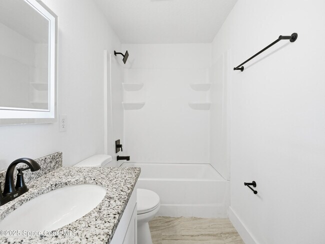 Building Photo - 1332 Giddings St