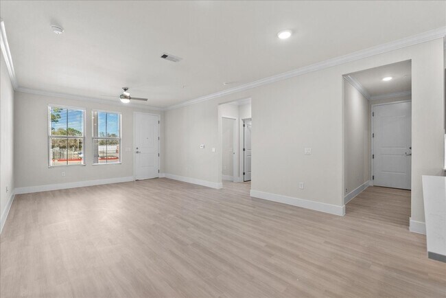 Building Photo - 540 Hobbs Rd