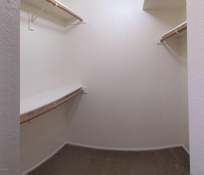 Building Photo - 16657 E Gunsight Dr
