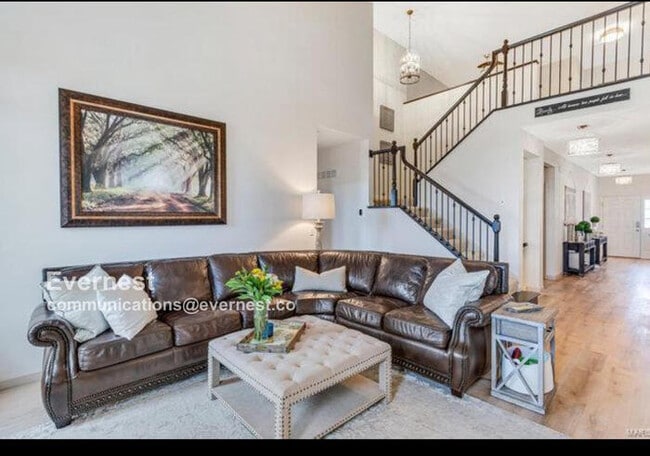Building Photo - 807 Stonewood Bend Dr