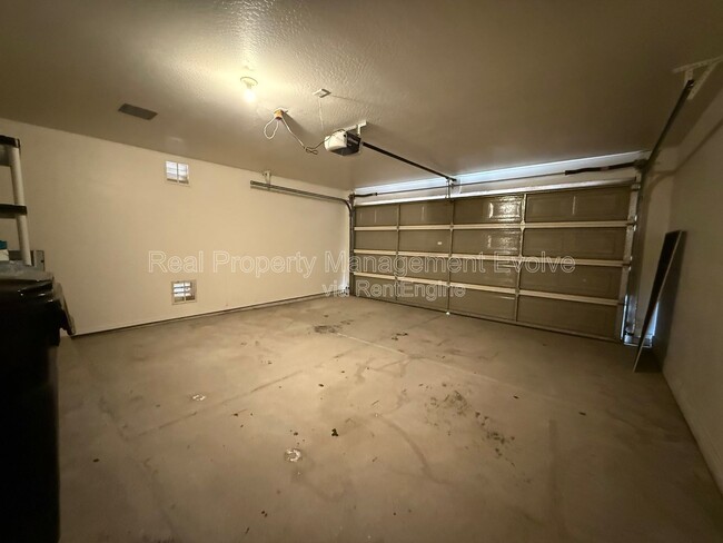 Building Photo - 125 S 56th St