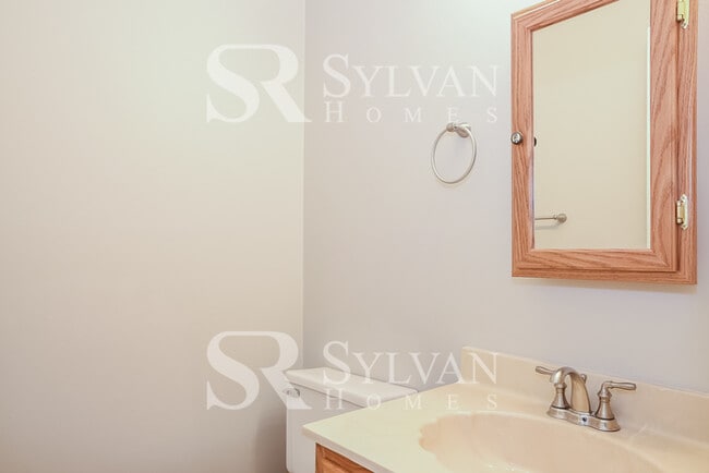 Building Photo - Carve Out a Great Life Here!