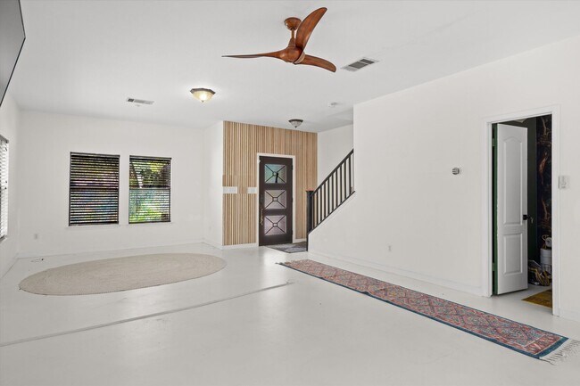 Building Photo - 8353 Steamline Cir