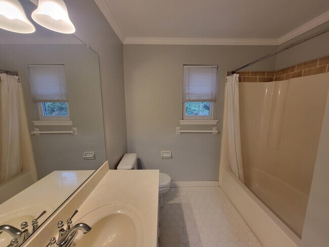 Building Photo - 4768 Red Leaf Ct