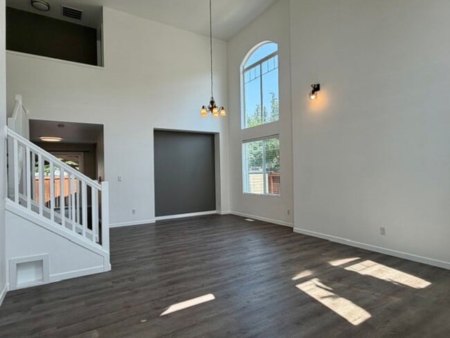 Building Photo - 24038 SE 281st St