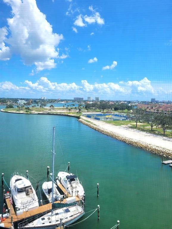 Building Photo - 10355 Paradise Blvd