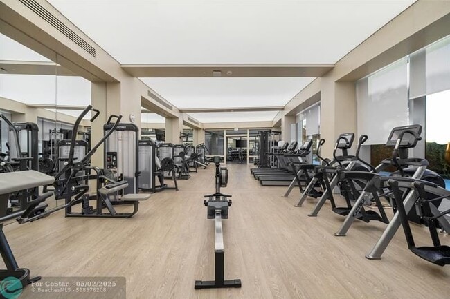 Building Photo - 2200 N Ocean Blvd