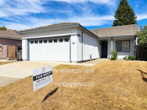 Building Photo - 403 Munden Ct