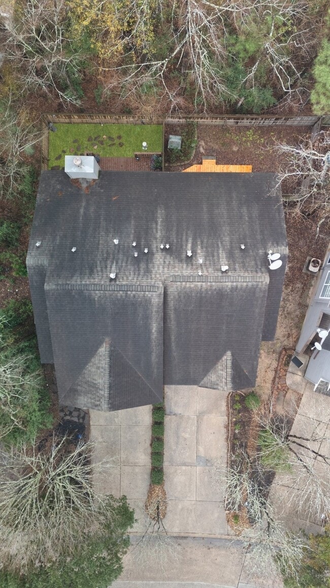 Building Photo - 7 Marble Rock Pl
