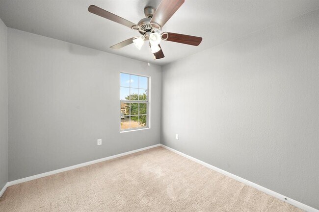 Building Photo - 16427 Misty Paloma Dr
