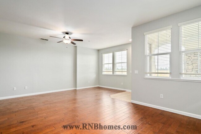 Building Photo - 1500 Hudson Cir