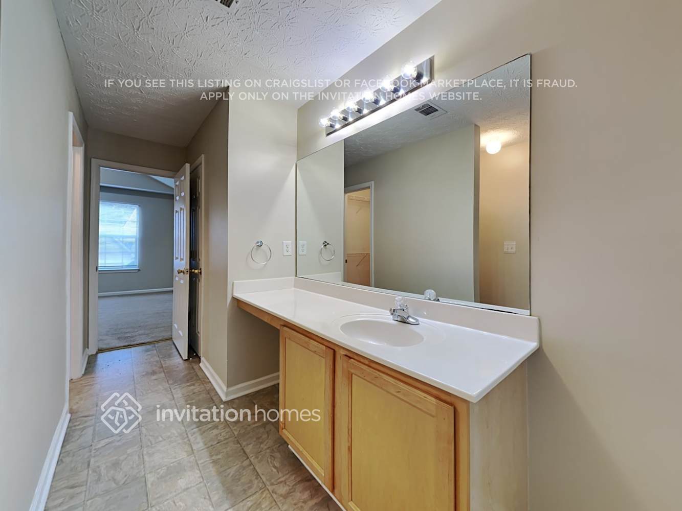 Building Photo - 324 Springbottom Ct SE