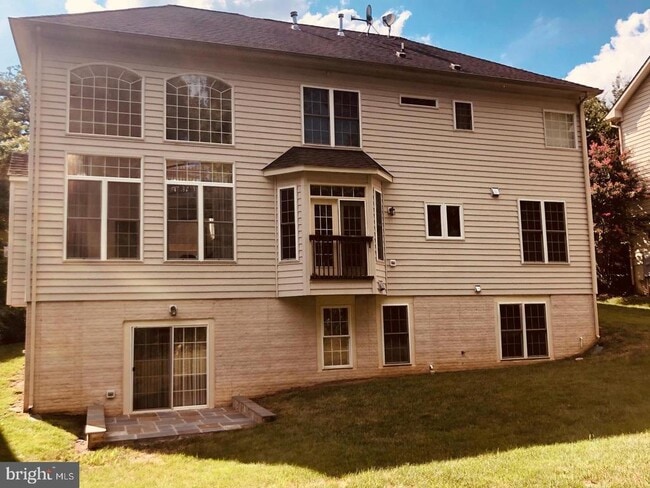 Building Photo - 8533 Gallahan Ct