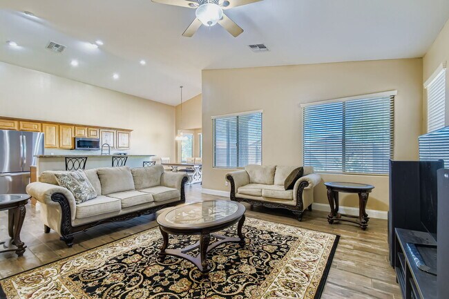 Building Photo - 46108 W Morning View Ln