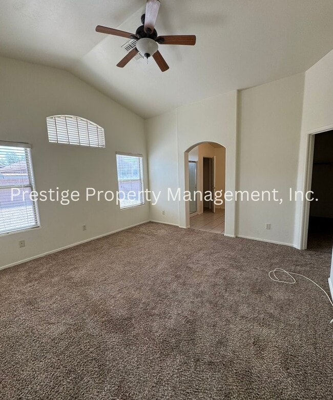 Building Photo - Charming Desirable Vail Home