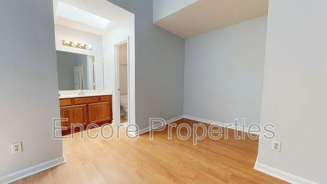 Building Photo - 2669 Broad Oaks Pl