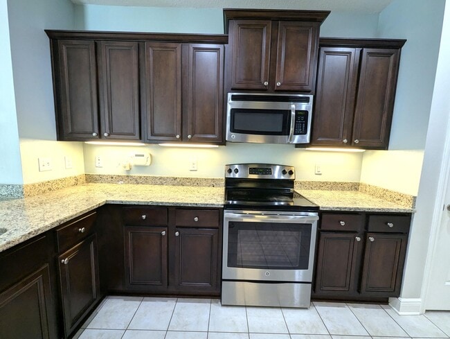 Building Photo - 1759 Brantley Dr