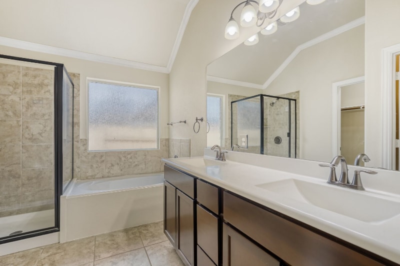 Building Photo - 1921 Autumn Run Ln