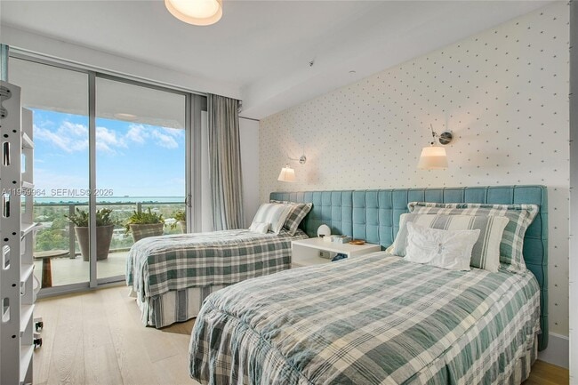 Building Photo - 350 Ocean Dr