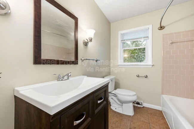 Building Photo - 41 Wendfield Cir