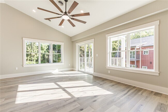 Building Photo - 640 Jefferson Ave