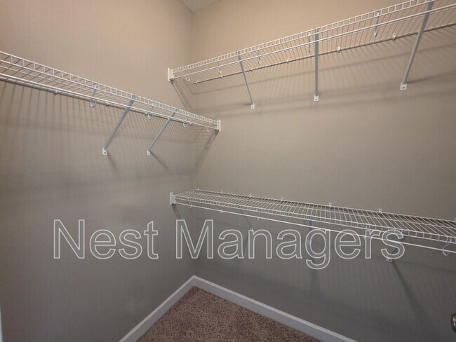 Building Photo - 2229 Andalusian Dr
