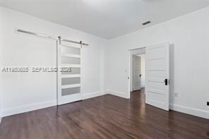 Building Photo - 2465 Inagua Ave