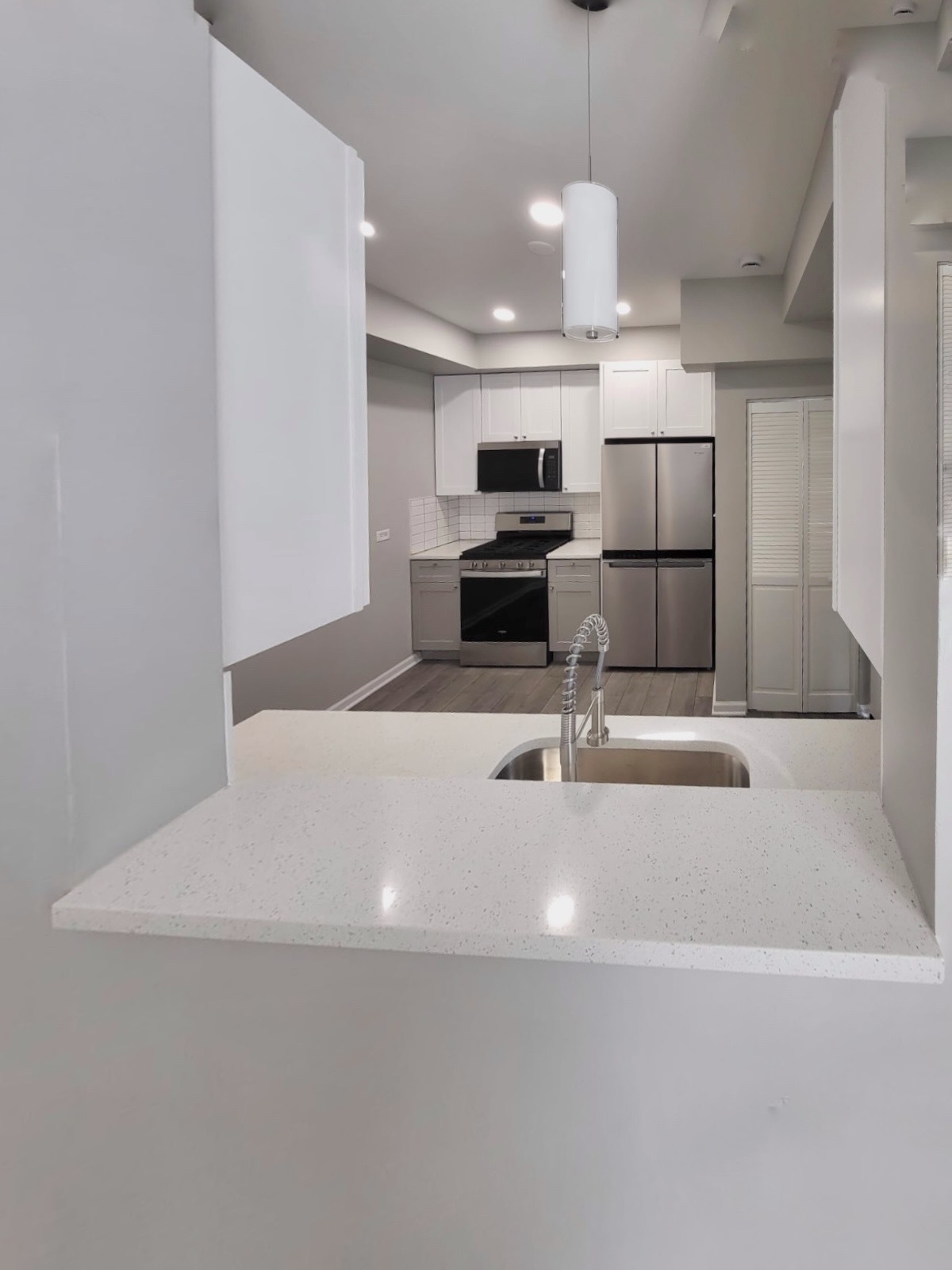 Building Photo - 5736 S King Dr