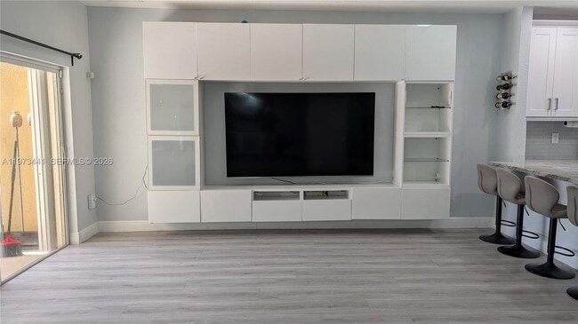 Building Photo - 14114 SW 51st Ln