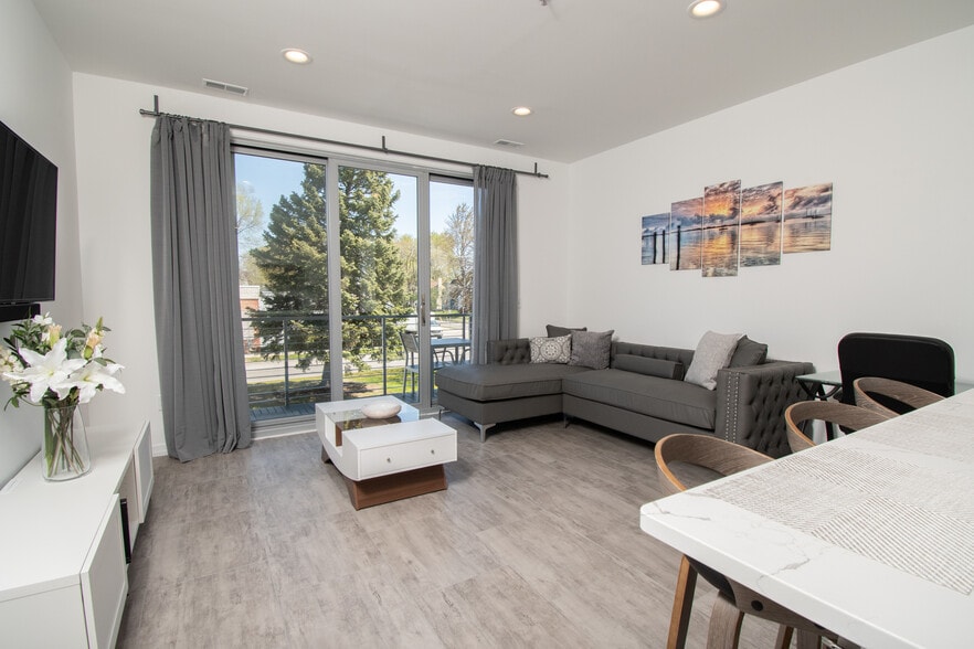 Building Photo - Live Well Apartments - Fully Furnished Units