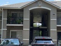Building Photo - 3705 SW 27th St