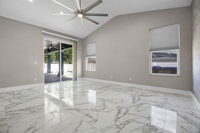 Building Photo - Fully Remodeled 5/4 Art Deco-Inspired Home...