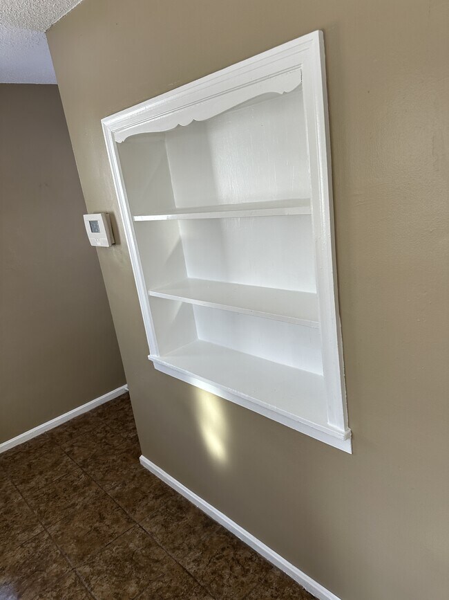 Building Photo - 2500 N 49th St