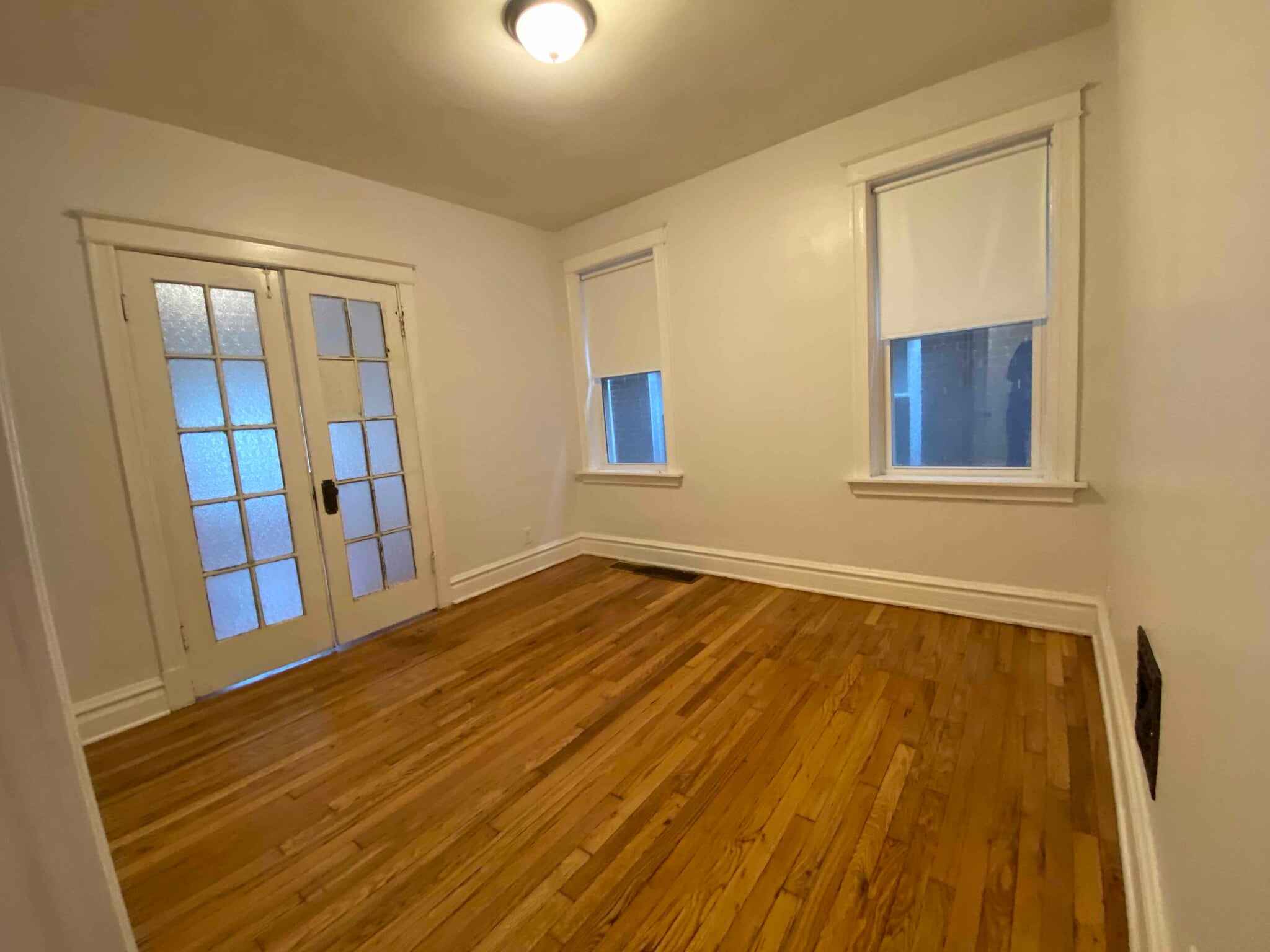 Front bedroom windows - 5017 S Broadway