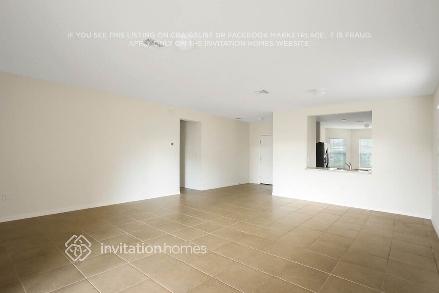 Building Photo - 10292 Silver Pond Lane