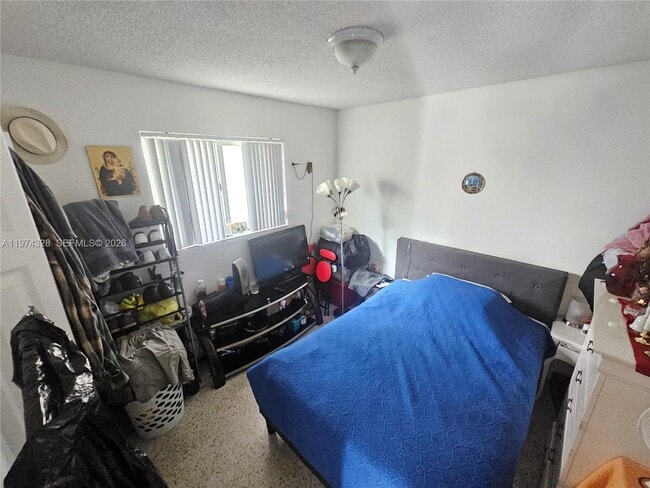 Building Photo - 1241 NW 6th St