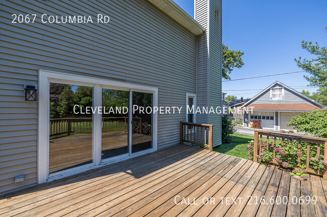 Building Photo - Spacious and Updated Colonial