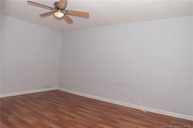 Building Photo - 1302 Kienast Dr