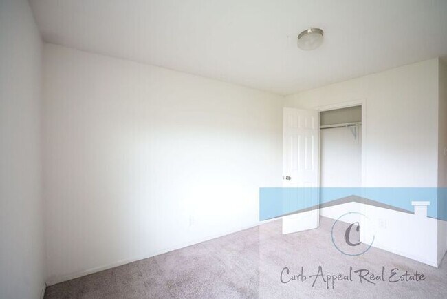 Building Photo - Move in special $800!! Beautiful 3 bed / 2 bath home - Nettleton!!