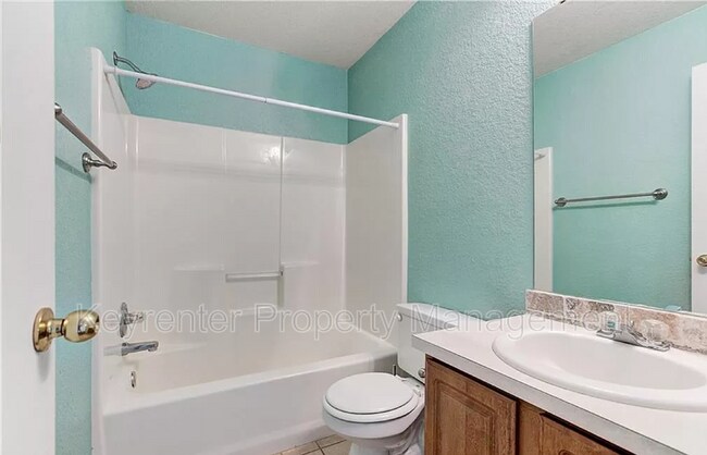 Building Photo - 15405 Acacia Rd